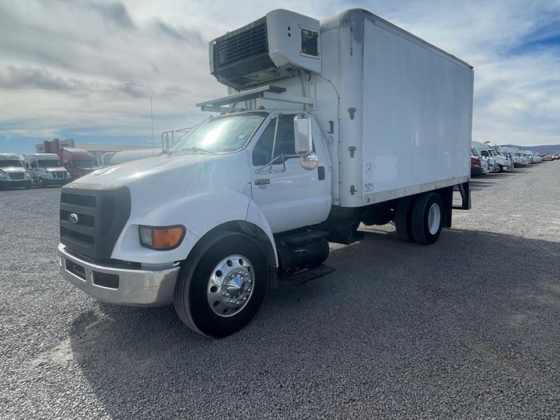 Camion con Caja Refrigerada