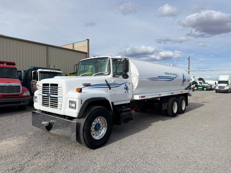 Camion pipa de 20 mil litros