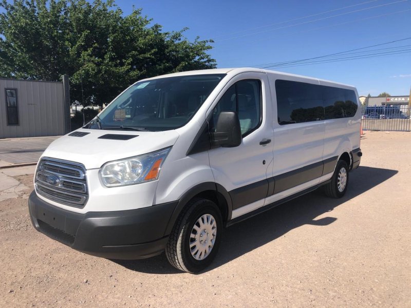 Camioneta para 15 pasajeros